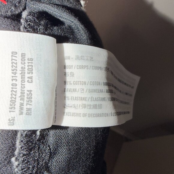 Abercrombie Curve Love High Rise Skinny Jeans 4/27S Black Front Seam Split Hem - Picture 6 of 7